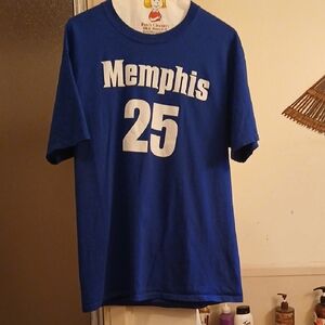 "Memphis 25,Hardaway 25" Blue Memphis Graphic‎ T-Shirt. Men's Med.